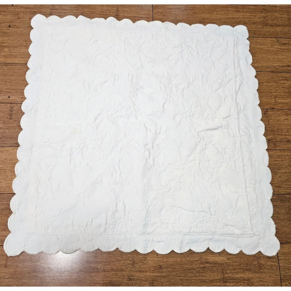 Matelasse Square Cream Pillow Shams Set of 2 White 24x24 Scalloped Edge